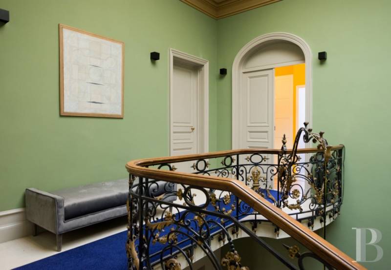 Location scouting // Let's discover a particular hotel in Arles, an exceptional filming location.