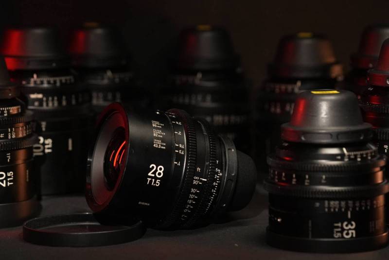 Lenses for rent in Marseille