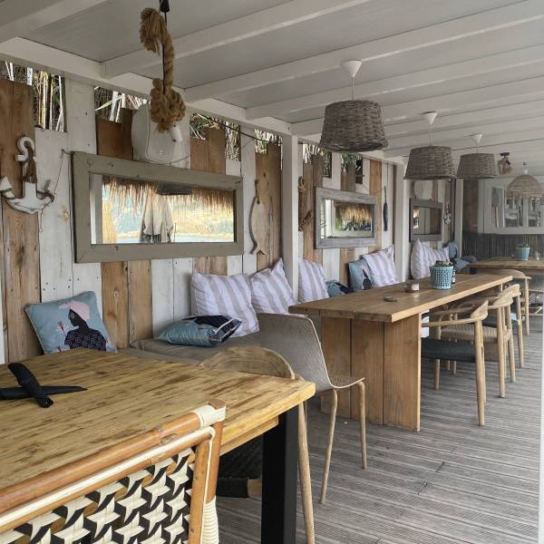 Filming in Cassis: Unlock the Mediterranean's best-kept secrets with our expert French fixers