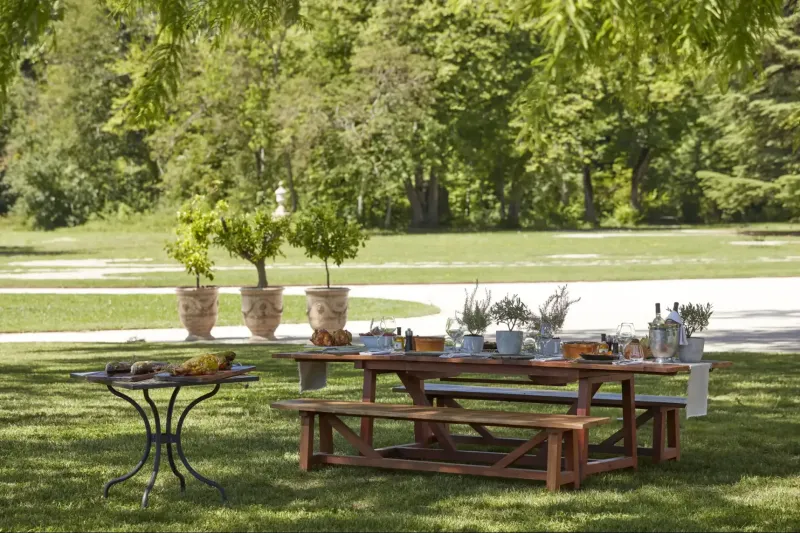 Location scouting // a cinematic chateau setting in the heart of Provence