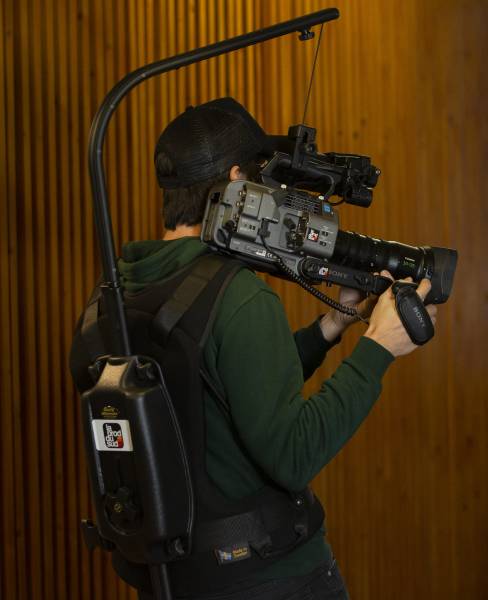 EASYRIG MINI MAX RENTAL IN FRANCE