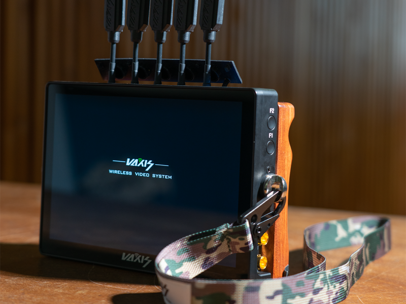 Monitor_Vaxis_Storm_cine_8_available_for_rental_at_french_production_service_in_France_Low_pricing_available_now