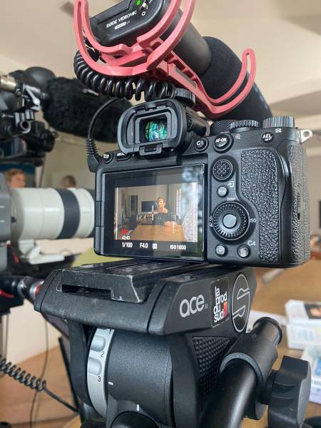 Audiovisual equipment rental in France