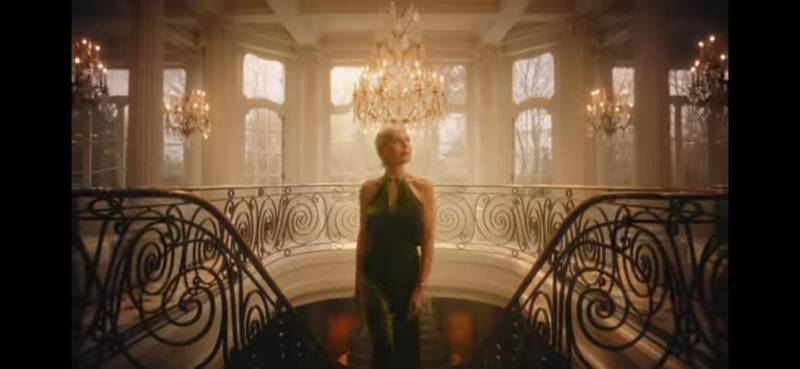 Latest shooting in Paris produced by French Production Service for Filmriss