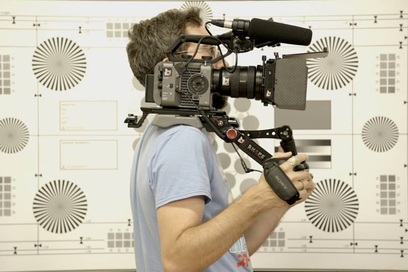 SONY FX6 SHOULDER STOCK TO RENT IN MARSEILLE SOUTH OF FRANCE