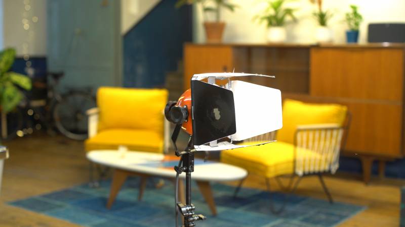 MANDARINE 800W x2 rental french production services light hmi projector